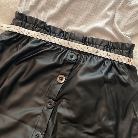 No Comment dress with black button skirt Size Small - Picture 6 of 8